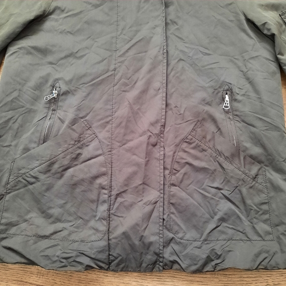 Zara Lightweight Jacket - Picture 3 of 16